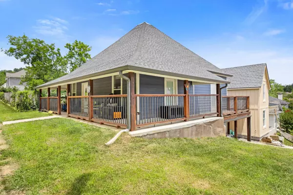 Chattanooga, TN 37405,214 Houser ST