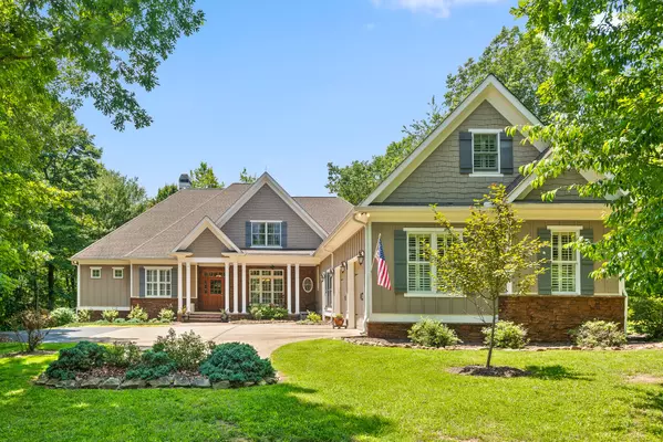 38 Reflection DR, Dunlap, TN 37327