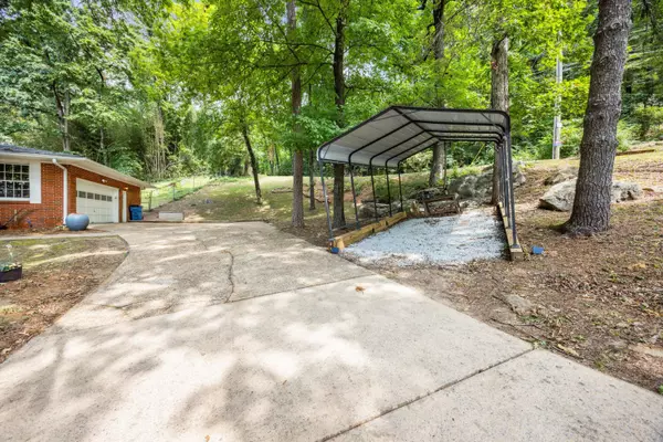 Signal Mountain, TN 37377,1059 Balmoral DR
