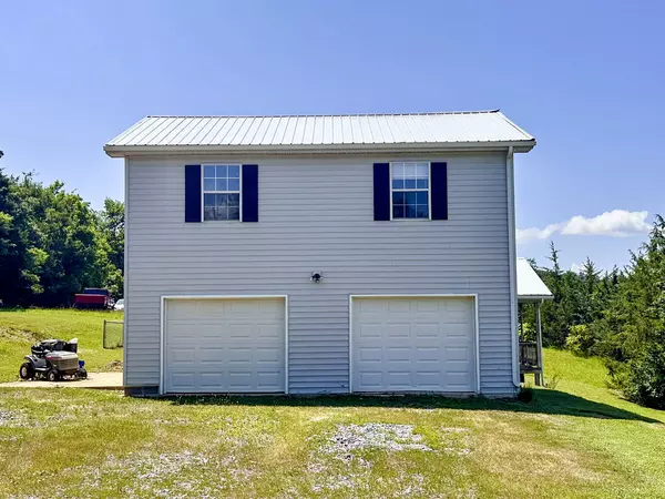 Dandridge, TN 37725,1642 Slover Springs RD