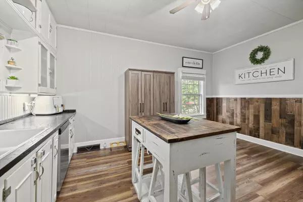 Trion, GA 30753,157 Park AVE