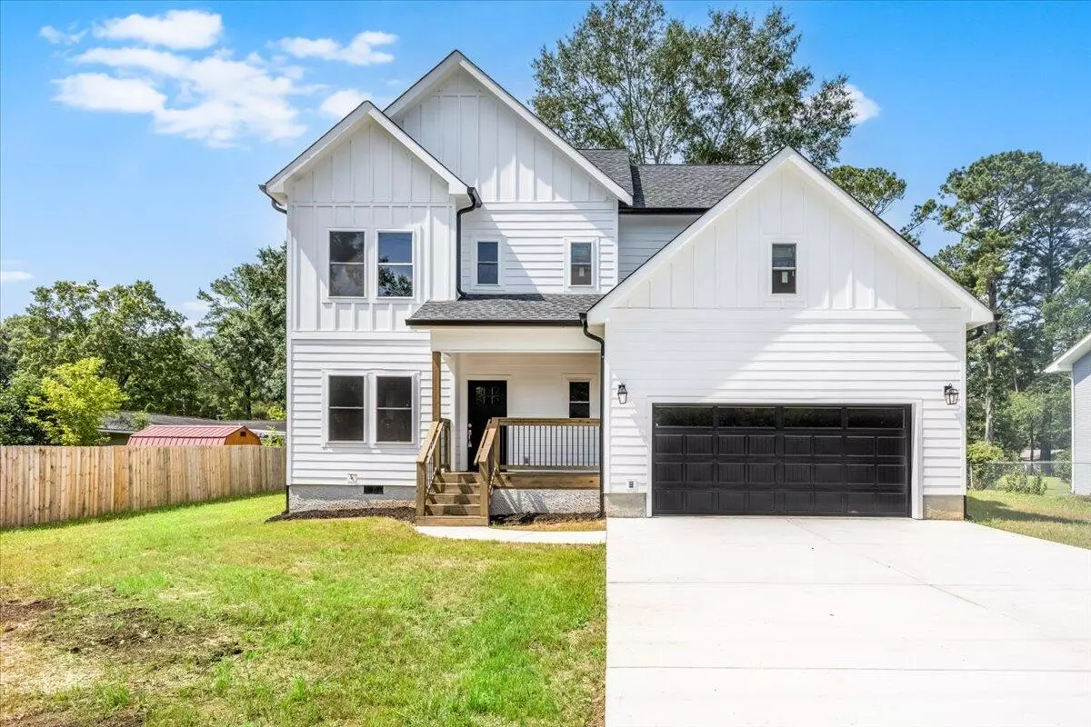 Chattanooga, TN 37421,845 James Ave