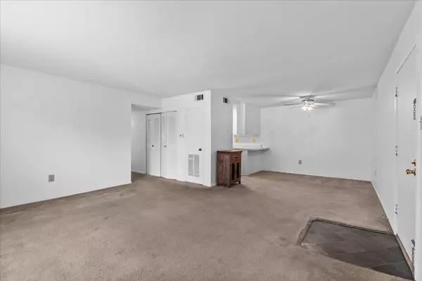 Chattanooga, TN 37405,900 Mountain Creek RD
