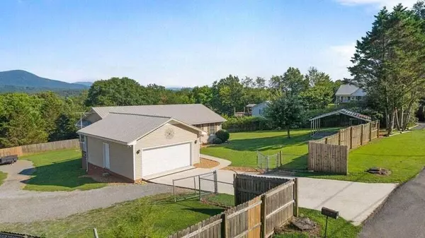 Benton, TN 37307,346 Thomas RD