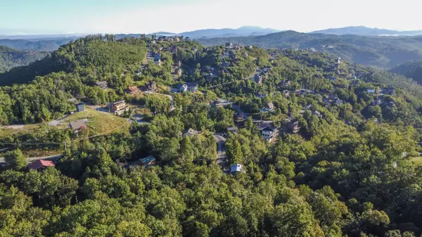 Gatlinburg, TN 37738,0 Twin Oaks Rd Gatlinburg,