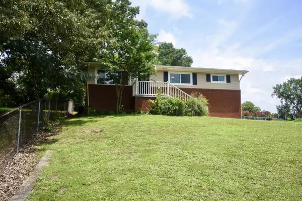 Rossville, GA 30741,268 Lawrence DR