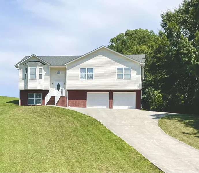 740 Grassy Branch RD, Dayton, TN 37321