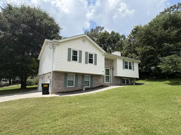 20 Stanley Pkwy, Ringgold, GA 30736