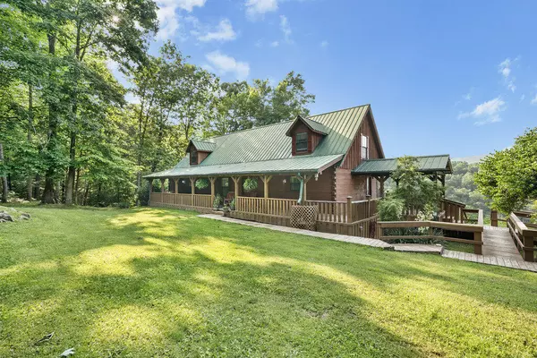 Sewanee, TN 37375,2875 Stagecoach RD