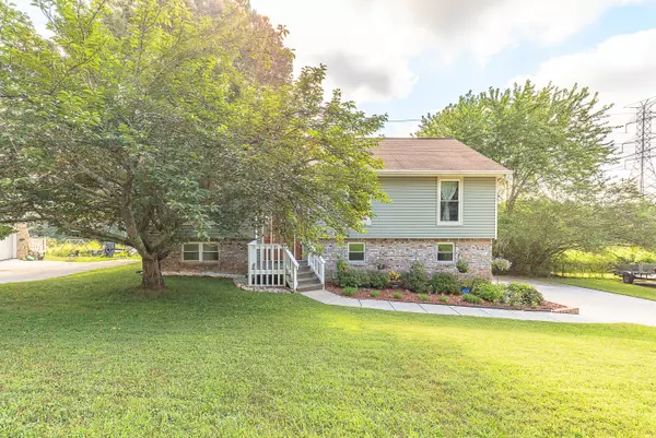 6134 Blue Ash DR, Ooltewah, TN 37363