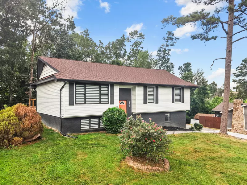 2427 Maplewood DR, Chattanooga, TN 37421