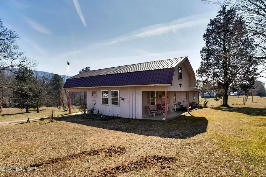 577 County Road 890, Etowah, TN 37331