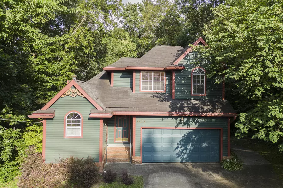 9028 Warbler LN, Chattanooga, TN 37421