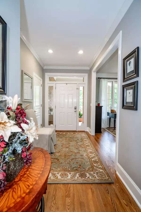 Soddy Daisy, TN 37379,8712 Brow Lake RD