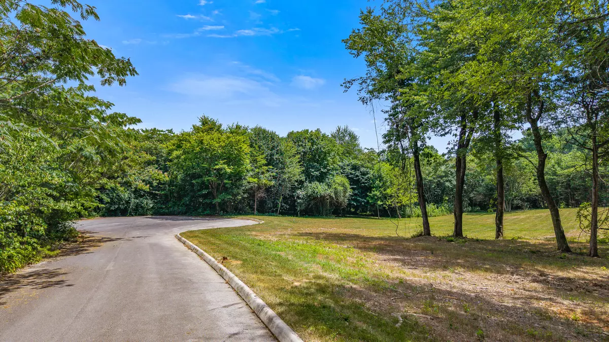 Sweetwater, TN 37874,00 Oak LN