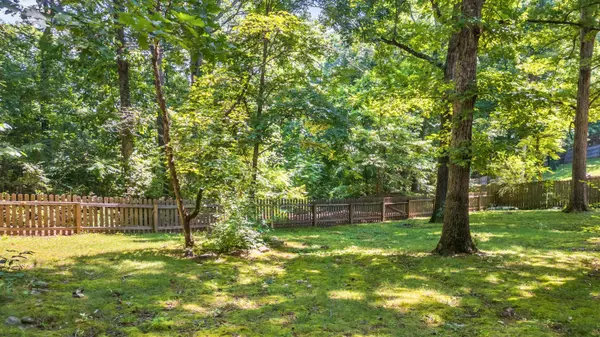 Hixson, TN 37343,6515 Lake Shadows CIR