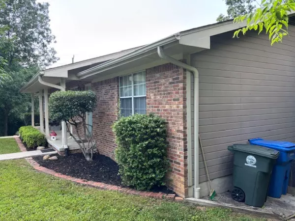 Chattanooga, TN 37421,6501 Ballard DR