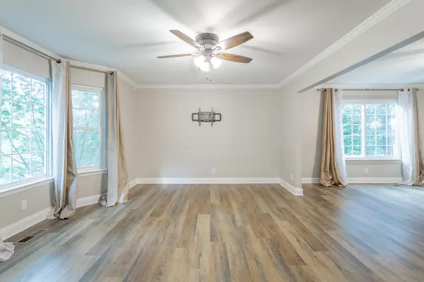 Hixson, TN 37343,1808 Colonial Shores DR