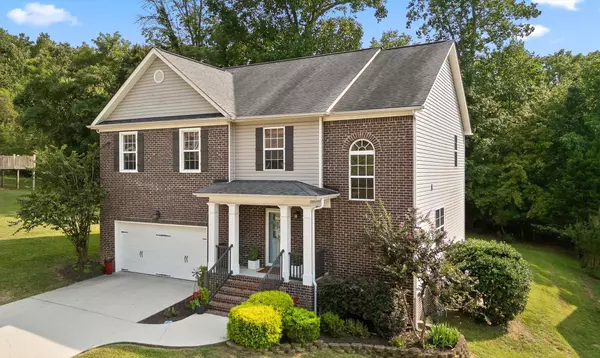 7160 Neville DR, Ooltewah, TN 37363