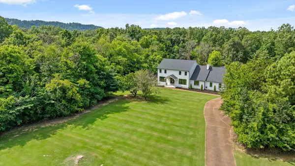 Ooltewah, TN 37363,9220 Hopi TRL