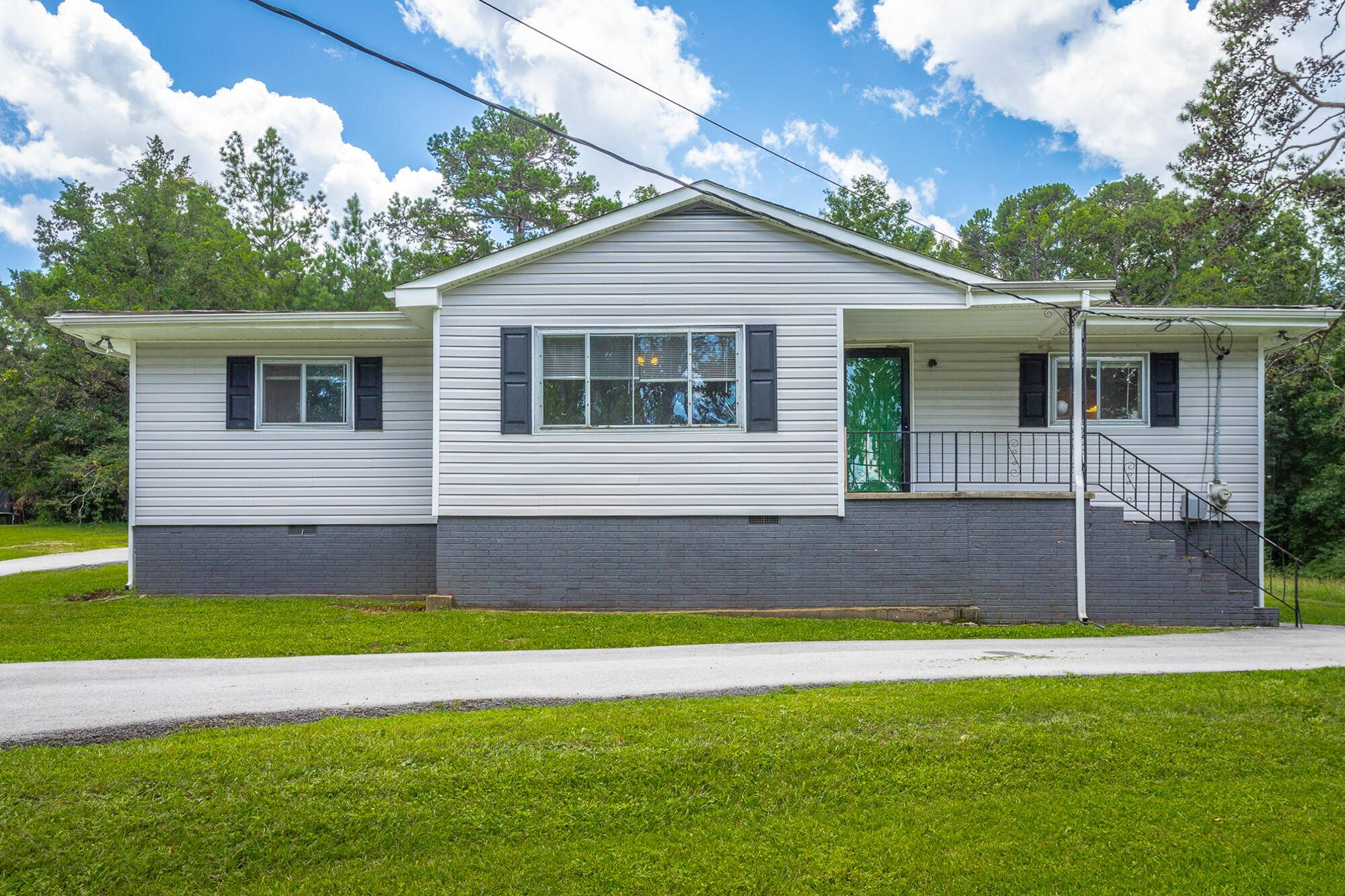 7422 Min Tom DR, Chattanooga, TN 37421
