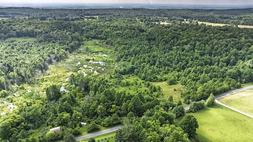 329 Flower Garden RD, Grandview, TN 37337