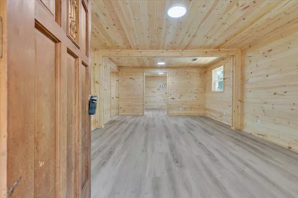 Chatsworth, GA 30705,499 Crandall Ellijay RD