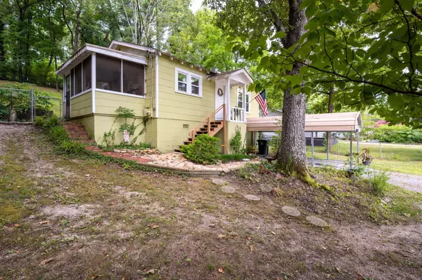 Chattanooga, TN 37415,622 Lupton DR