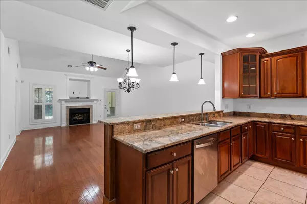 Hixson, TN 37343,5396 Mandarin CIR