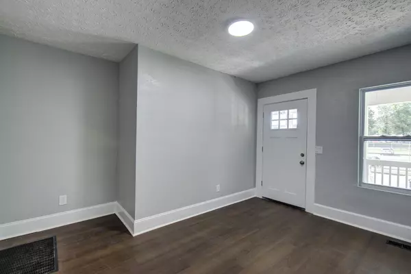 Chattanooga, TN 37403,1112 Lincoln Park LN