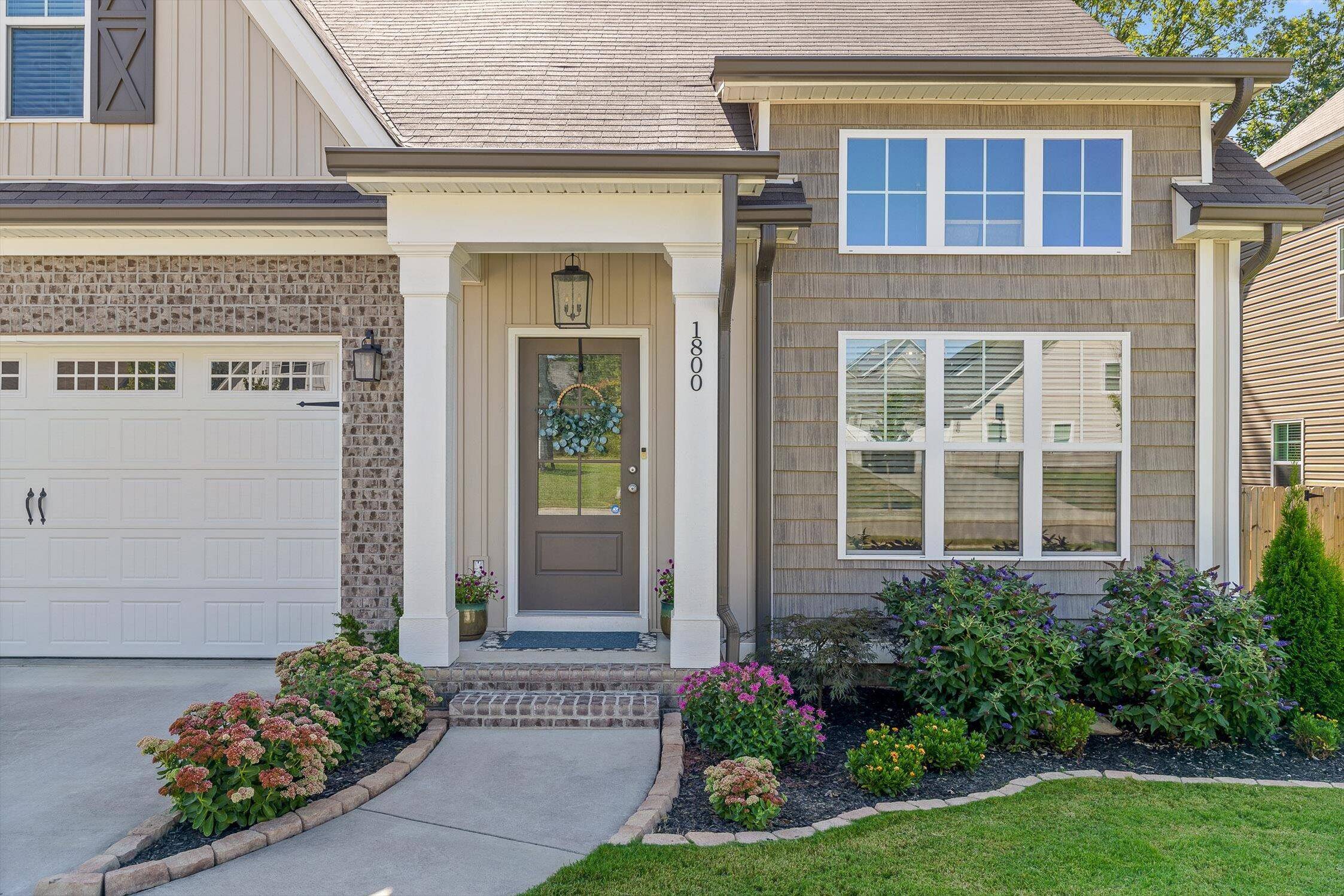 Chattanooga, TN 37421,1800 Oakvale DR