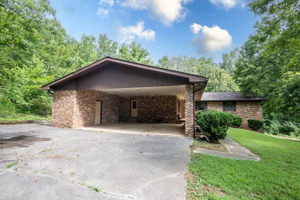 Trenton, GA 30752,2292 Mckaig RD