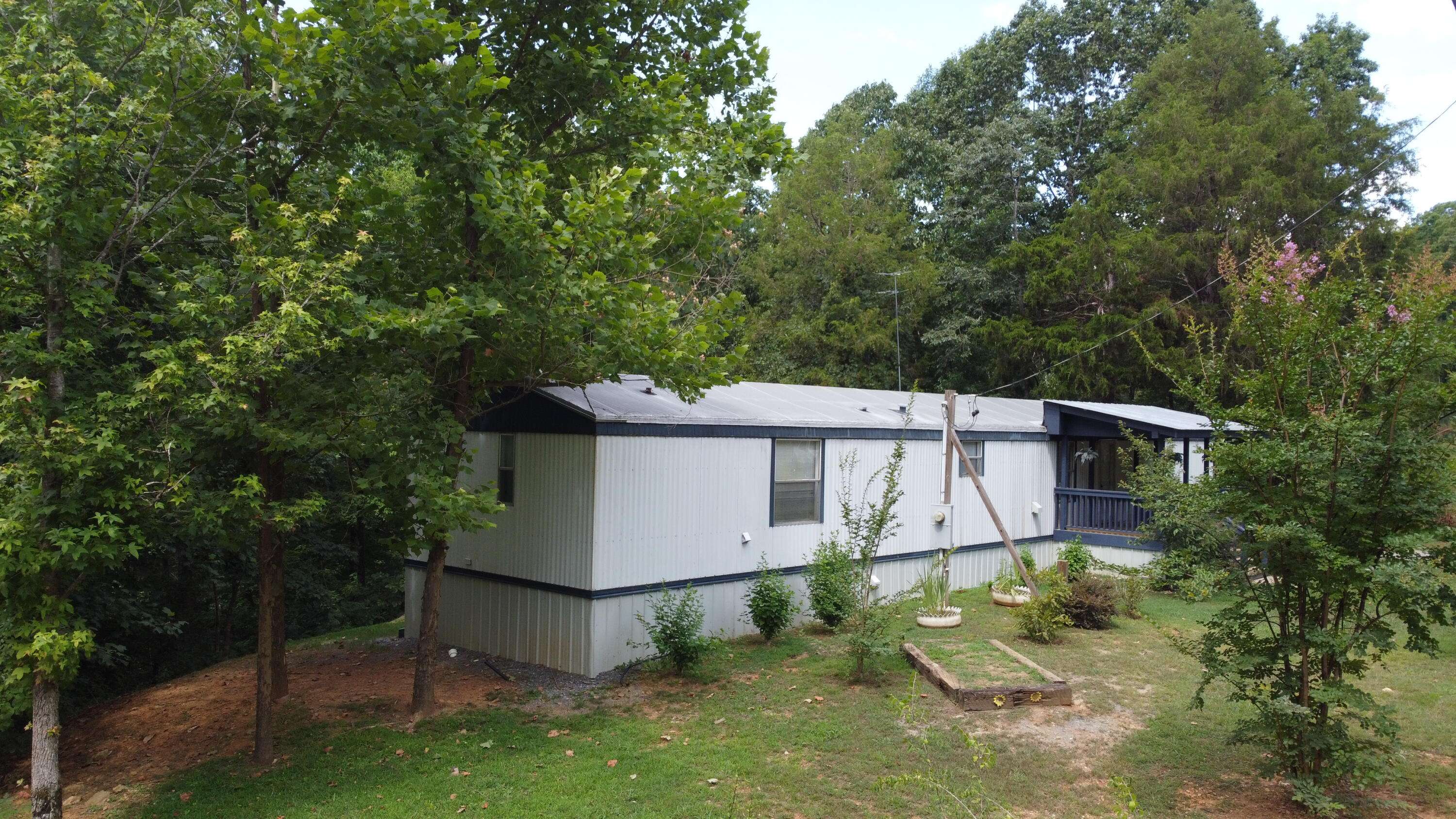 Whitwell, TN 37397,1298 Mullins Cove RD