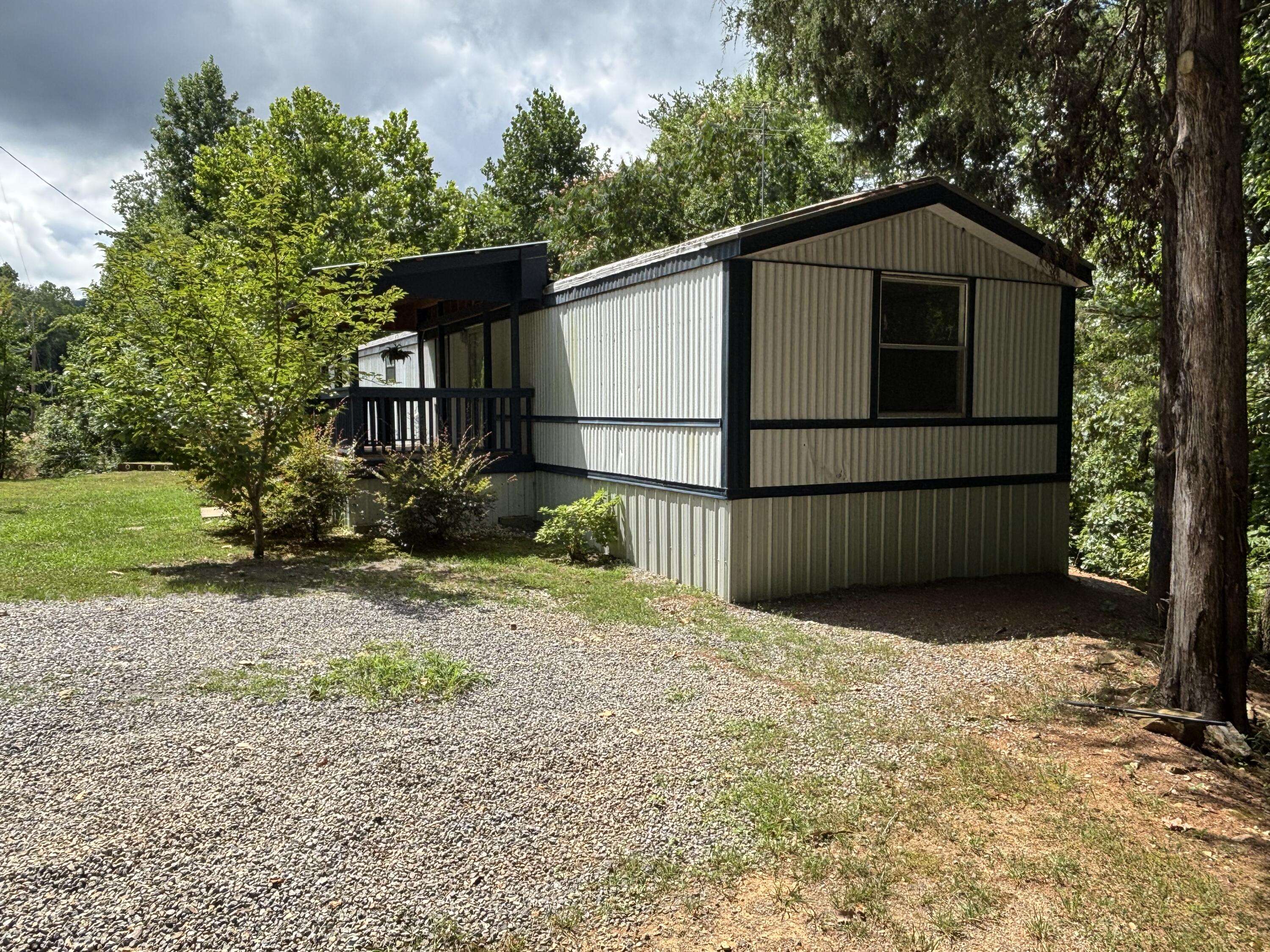 Whitwell, TN 37397,1298 Mullins Cove RD