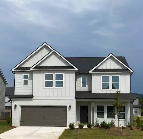 8306 Shrewsbury LN, Ooltewah, TN 37363