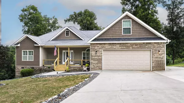 271 Mountain Shadow DR, Evensville, TN 37332