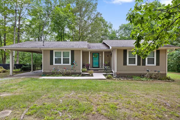 292 Swanger RD, Signal Mountain, TN 37377