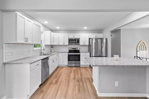 Rossville, GA 30741,2 Janet LN