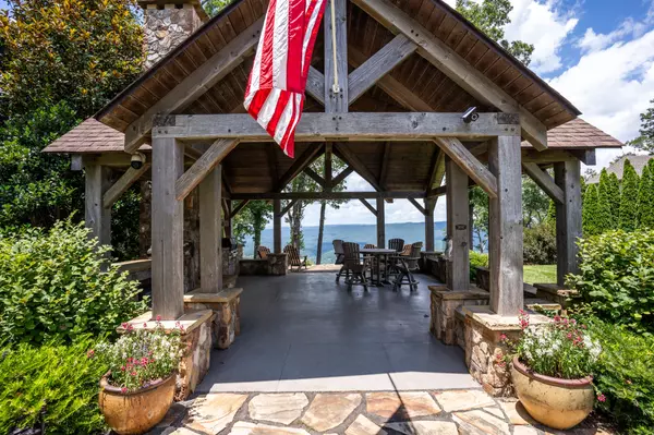 Lookout Mountain, GA 30750,63 Brow Wood LN