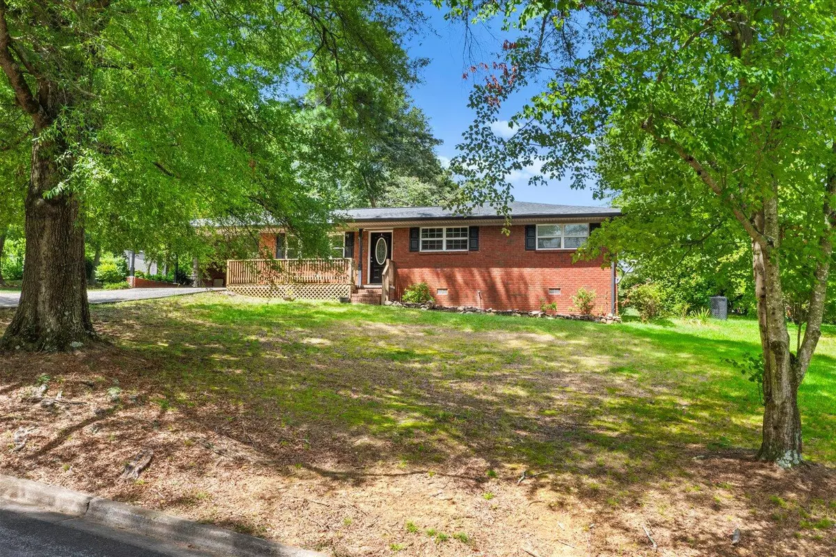 Dalton, GA 30720,1600 Beverly DR