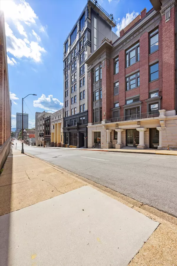 Chattanooga, TN 37402,117 7th ST