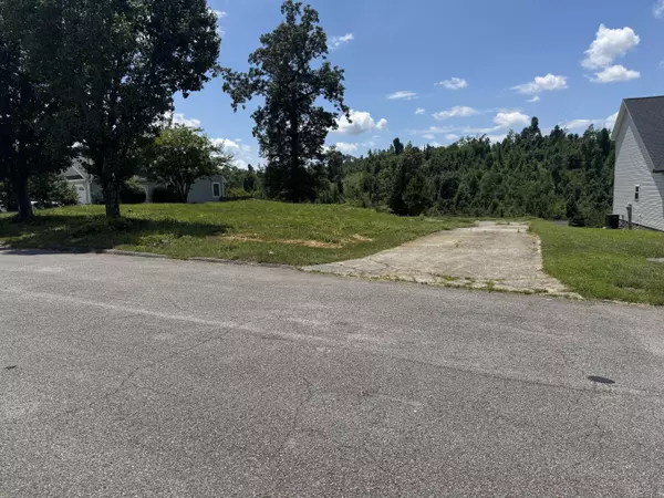 8112 Fallen Maple DR,  Chattanooga,  TN 37421