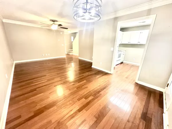 Chattanooga, TN 37421,1245 Lenny LN