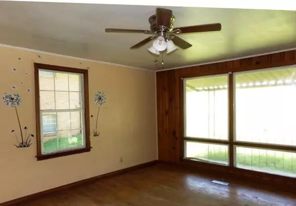 Rossville, GA 30741,820 Caldonia ST