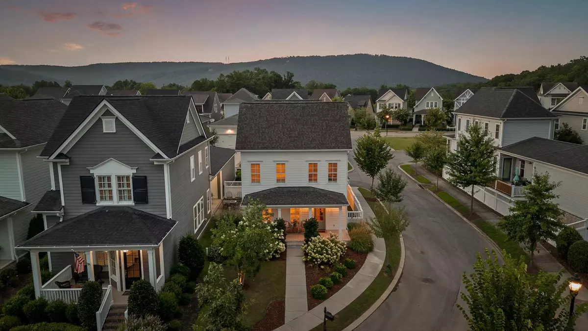 Chattanooga, TN 37419,961 Elk Ridge TRL