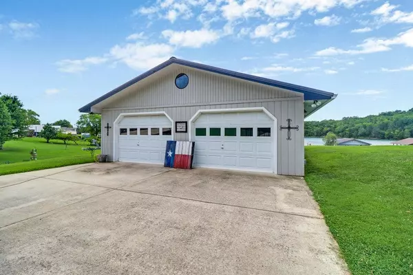 Spring City, TN 37381,628 Sable RD