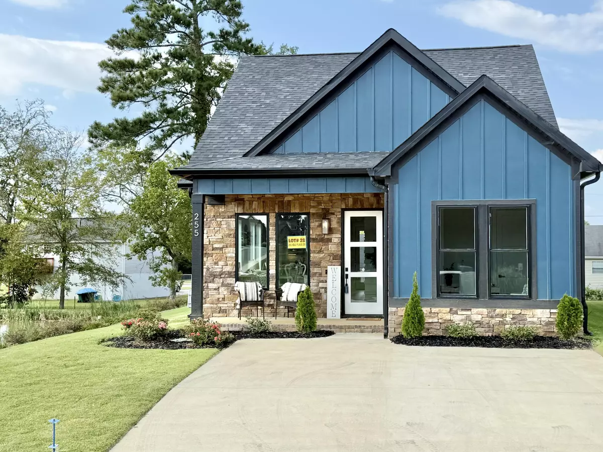 Rossville, GA 30741,255 Idle Place CIR
