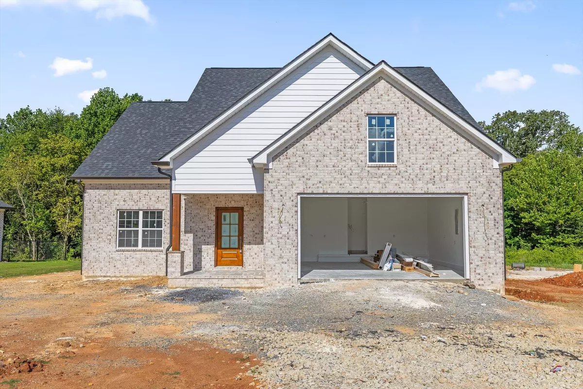 Chatsworth, GA 30705,104 Madison West ST