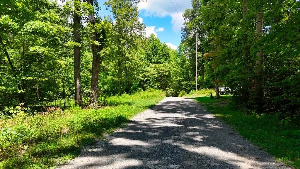 Crossville, TN 38572,000 Valley LOOP
