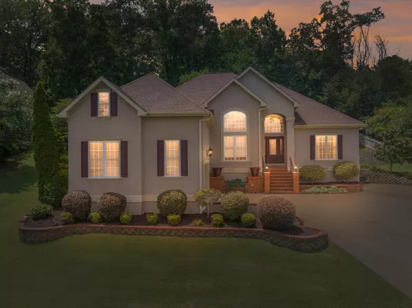 9443 Lazy Circles DR, Ooltewah, TN 37363